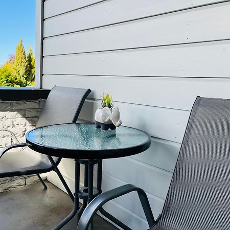 Lux Studio In Dunedin Central Экстерьер фото