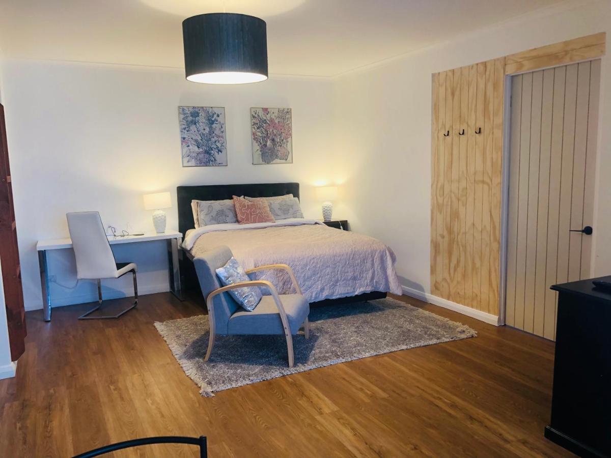 Lux Studio In Dunedin Central Экстерьер фото